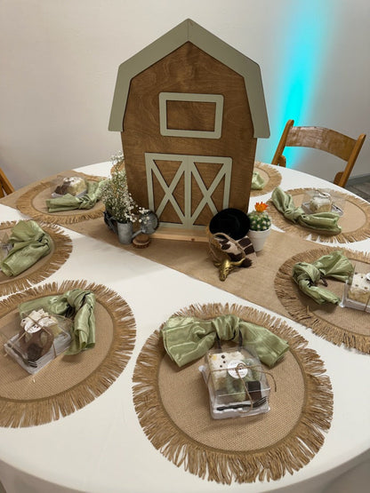 CUSTOM CENTERPIECES